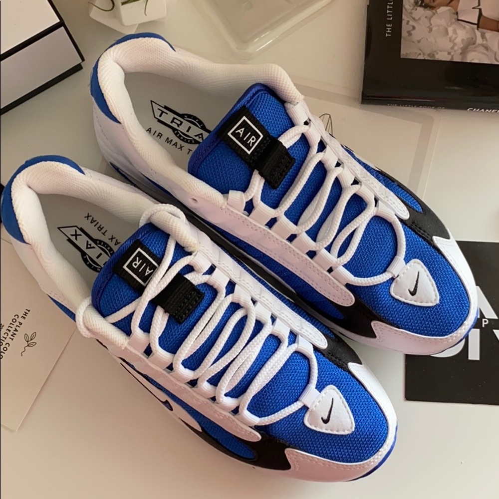 NWT Nike Air Max triax sneakers - Picture 7 of 9